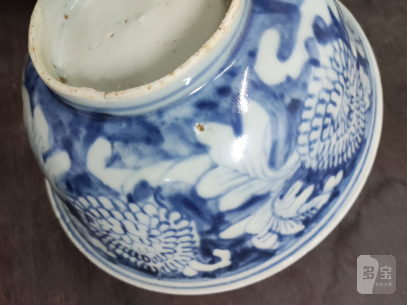 明 青花菊花纹折沿碗 - 图5